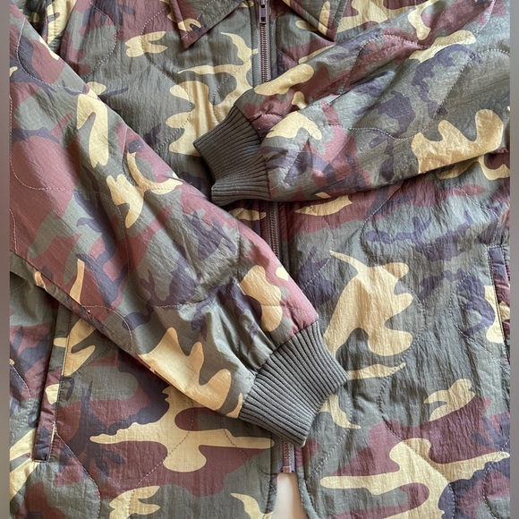 The GREAT. Platoon Jacket Camo Green NWT (says small but fits like 10-12) - Picture 10 of 16